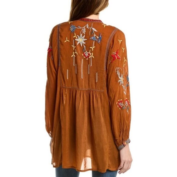 💕JOHNNY WAS💕 Dixie Floral Embroidered Tunic Top ~ Almond Light Medium - Picture 2 of 13
